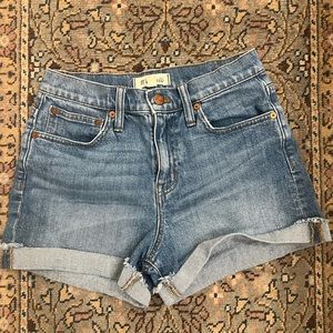 Madewell denim shorts - size 25